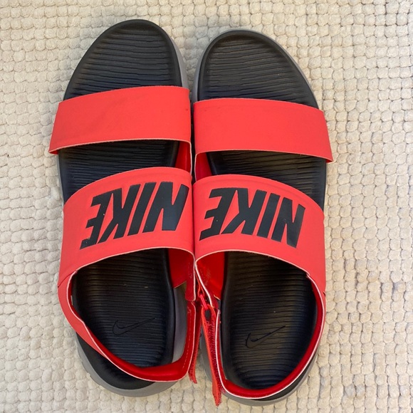 Nike Shoes - Nike Tanjun Women's Sandal size 8